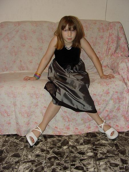 kelly20010009.JPG